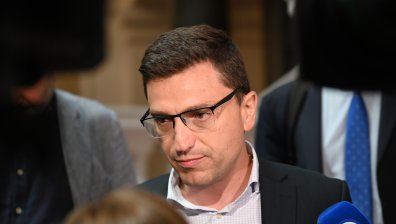 ПП-ДБ: Ще говорим с МФ дали има резерви за ръст на заплатите