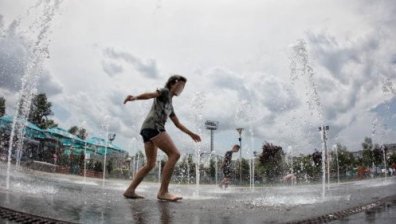 Жълт код за опасни жеги в 21 области, в останалите - гръмотевични бури