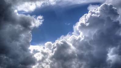 Денят ще бъде облачен, но със слънчев следобед 