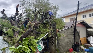 Загинали, изчезнали и разруха във Филипините след супертайфуна "Рагаса"