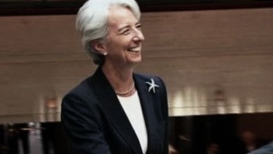 Китай трябва да реформира икономиката и валутата си, смята Лагард