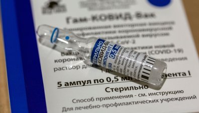 Здравната комисия одобри Sputnik V за внос, няма да чака становище на EMA&nbsp;