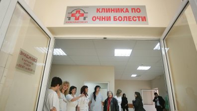 Медици от "Александровска" болница говорят за съкращения, оказа се, че се сливат клиники