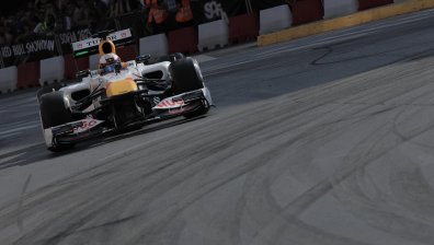 Никола Цолов и Дейвид Култард направиха уникално автомобилно шоу в София