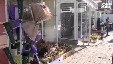 В навечерието на 8 март: Масови проверки в цветарските магазини