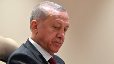 Ердоган изпраща спасители и хуманитарна помощ в Либия след наводненията