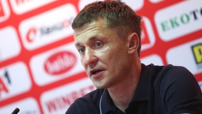 Илич: Очаквам по-добра реакция от футболистите, доволен съм от енергията, която показват