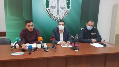 Задържаха кмета на Тича за трафик на мигранти, плащали му от 5000 до 10 000 лв.