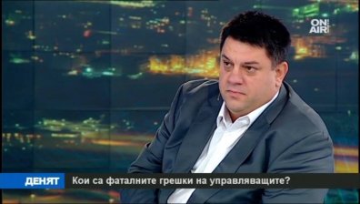 Атанас Зафиров: България се намира в политическа и институционална криза