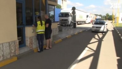 Интензивен трафик на "Кулата", а от "Пътна полиция" доволни от събраните глоби