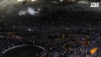 Загинал, 590 ранени и анулирани избори в Киргизстан (видео)