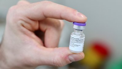 Испански съд нареди 84-годишна жена да бъде ваксинирана