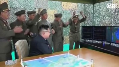 Пхенян в готовност да изстреля 12 ракети близо до Гуам