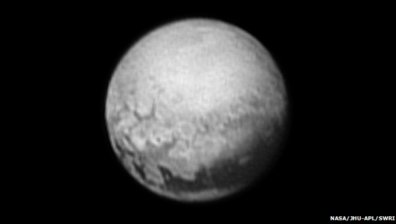 New Horizons изпрати първата детайлна снимка на Плутон