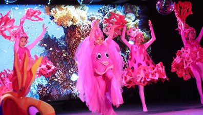 С подкрепата на Пощенска банка "Бон-бон мюзик" представя спектакъла "Вълшебната корона"