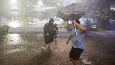 Байдън след "Айда": САЩ са изправени пред унищожение! Губернаторът на Ню Йорк: Беше като Ниагара