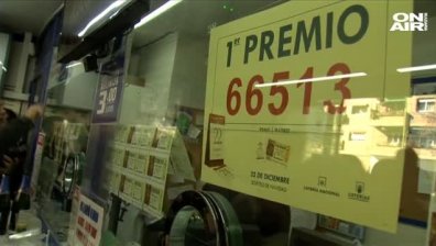 450 испанци от малко градче делят 56 млн. евро от лотарията