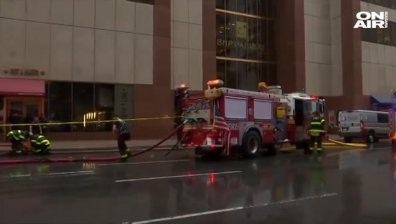 Хеликоптер се разби в небостъргач в Ню Йорк