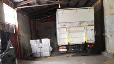 Иззеха 347 000 къса цигари от склад, два ТИР-а и лек автомобил при акция на ГДБОП