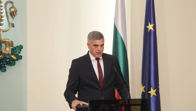 Янев и Диксън се срещнаха с представител на производителя на машини за гласуване "Смартматик“