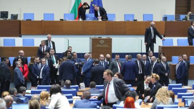 Бойкот на БСП, ИТН и "Възраждане", Костадинов: В София се безчинства с флексове