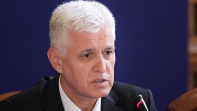 Стоянов за военната помощ за Украйна: Предложението ни ще бъде крайно консервативно