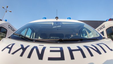 Намушкаха многократно млад мъж във Варна, има опасност за живота му