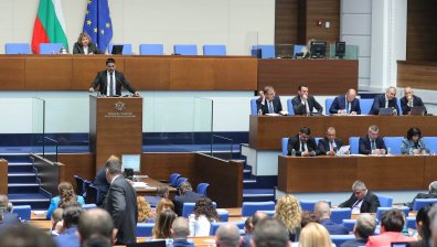 След доклада в ЕП за РСМ: Единство навън, конфликти в парламента