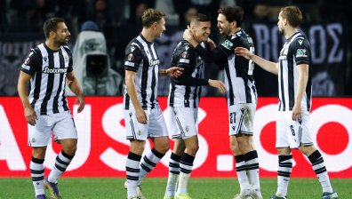 Кирил Десподов игра като резерва при победа на ПАОК в Гърция