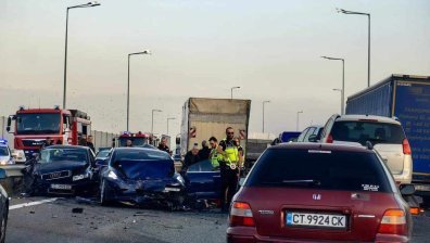 Няколко човека в болница, включително дете, след катастрофата на Северната тангента