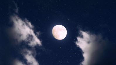 Хороскоп: Как ще ни повлияе последното пълнолуние за годината?