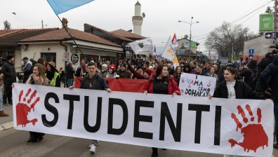 Студенти в Сърбия протестират срещу натиска на правителството върху университетите
