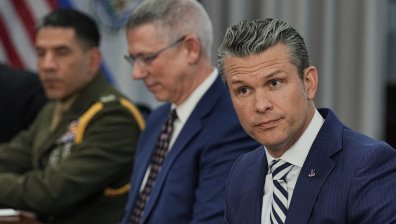 Пентагонът с твърда позиция за споделянето на поверителна информация