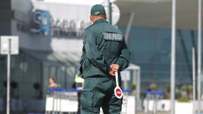 Искат най-добрите системи за сигурност да пазят летищата у нас