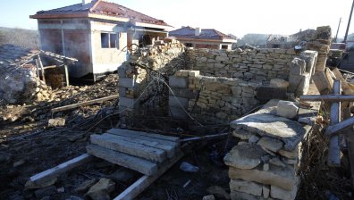 Година след ужаса в Хитрино: 10 от новите къщи са готови