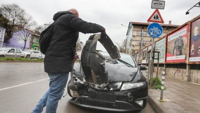 Дъждът доведе до рязко увеличаване на катастрофите в София