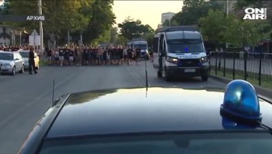 Раниха непълнолетен фен на "Локо" при меле в Пловдив