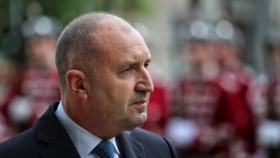Радев: Без институции нищо не е дълготрайно, а без хора нищо не е възможно