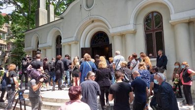 Последно сбогом с Лорина Камбурова!