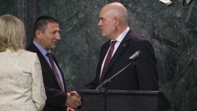 Делото "Барселонагейт" държано на "трупчета" до 15 май, установи вътрешна проверка