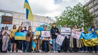 Украинците в Германия получават социални помощи като за германски граждани