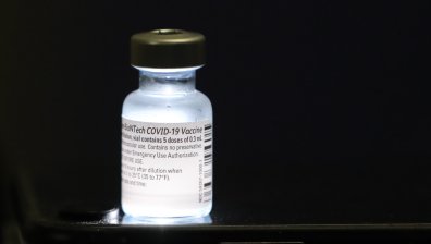 ЕС ще получи ваксината на Pfizer и BioNTech при цена от &euro;15,50 за доза