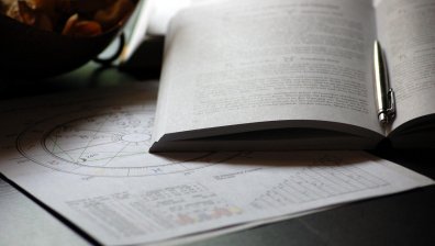 Хороскоп за 13 септември 2026 г.: Изненади и важни уроци за някои зодии