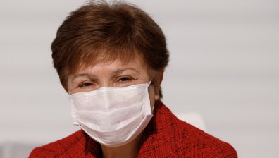 Кристалина: САЩ, Китай и Омикрон забавиха възстановяването на икономиката