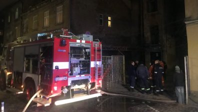 Пожар горя в жилищна сграда в София, мъж е загинал