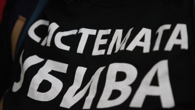 Родители на деца с увреждания на нова среща с Манолова, другите институции ги няма