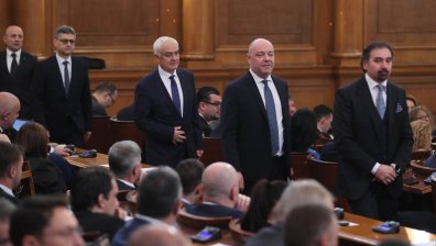 НС изслуша проф. Габровски, придружен от кандидатите за министри