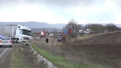Тежка челна катастрофа край Шумен, 67-годишен загина а място