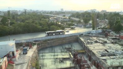 Двама работници пострадаха на строителна площадка в София