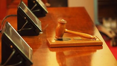 Осъдиха млад мъж на 18 г. "лишаване от свобода" за жестоко убийство